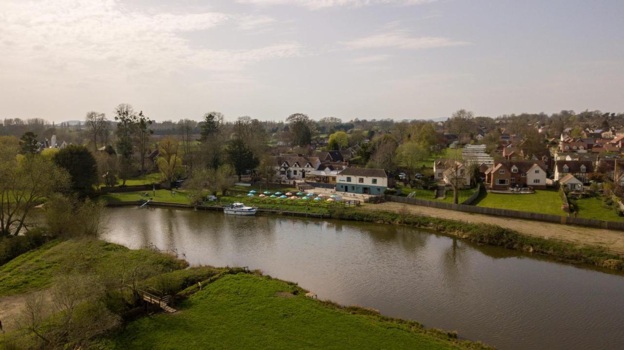 The Fleet Inn Tewkesbury Bagian luar foto