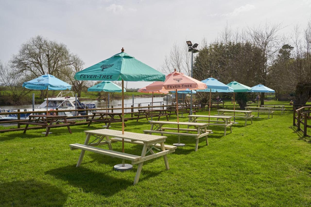 The Fleet Inn Tewkesbury Bagian luar foto